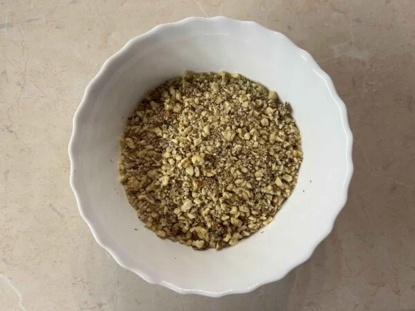 rotolo di melanzana tritato grossolanamente