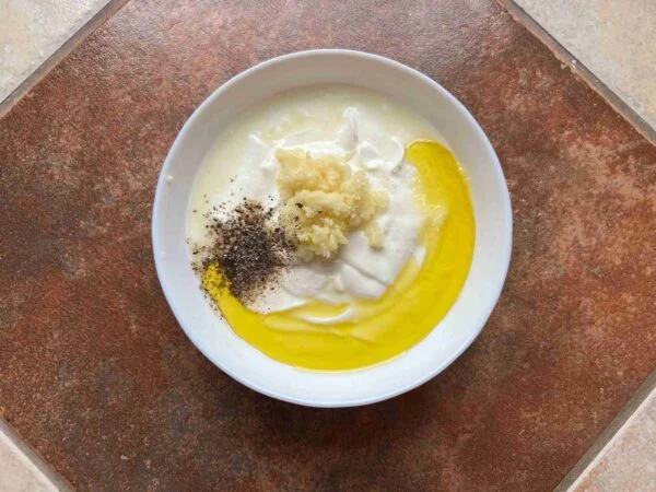 salsa di yogurt greco